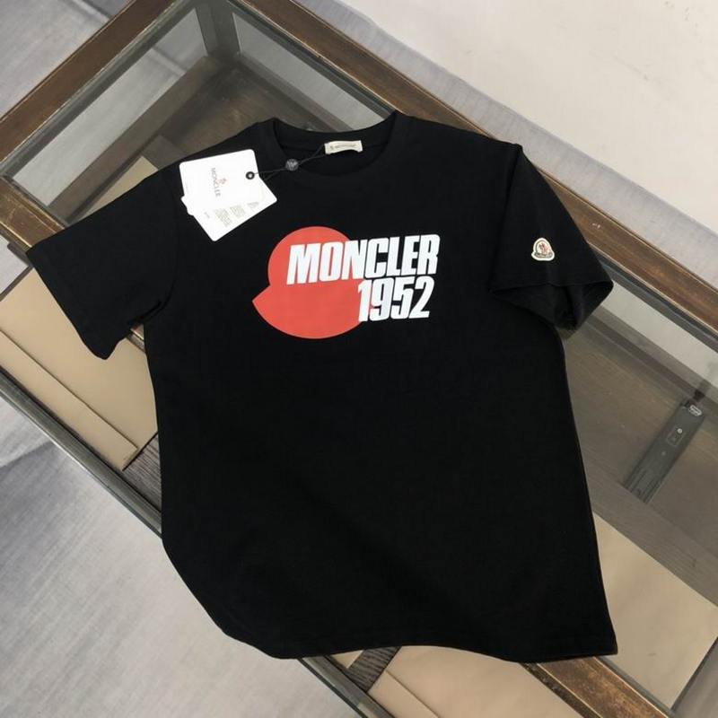 Moncler T-shirts 162